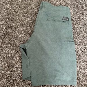 Men’s green Volcom shorts, size 32, worn once like new